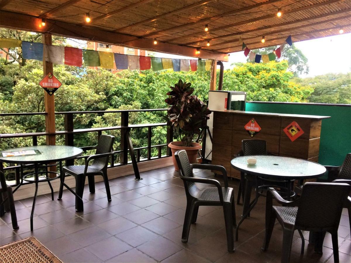 Casa Kiwi Hostel Medellín Esterno foto